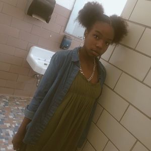 Meet your Posher, Denayih